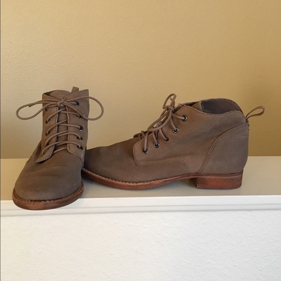 Sam Edelman Mare Booties (6) - Picture 6 of 8